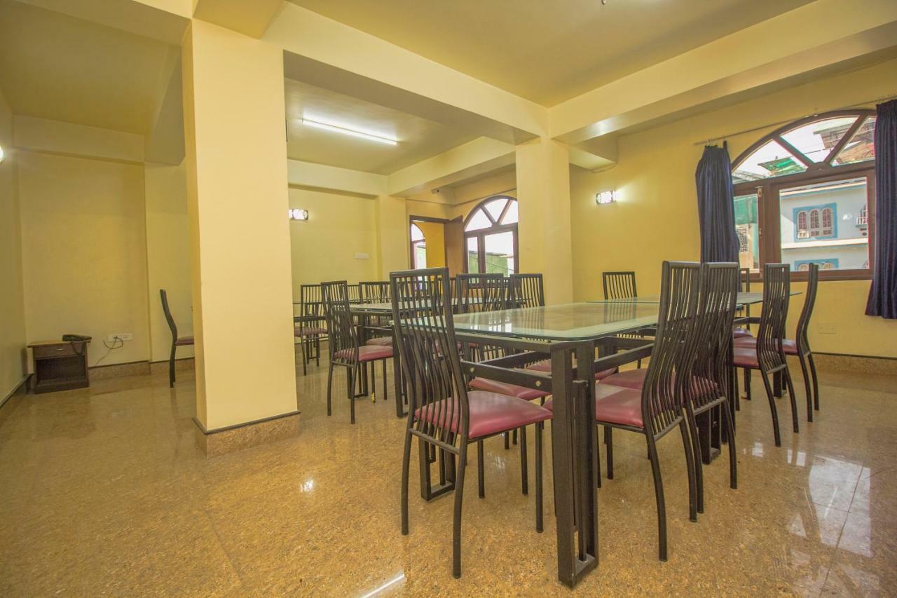 Oyo 28754 The Sunrise Residency Gangtok Exterior foto